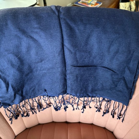 Assorted Pashminas/Wraps - Picture 7 of 9